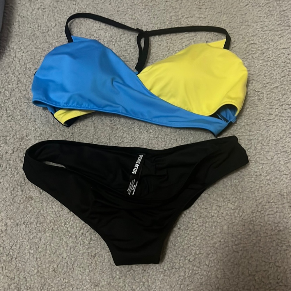 Pink swimsuit top XL and bottoms L